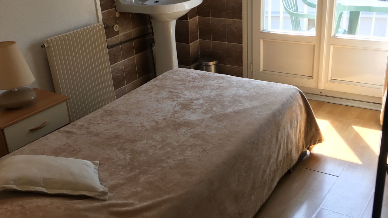 Photo of Bedroom in Saint-Valery-en-Caux