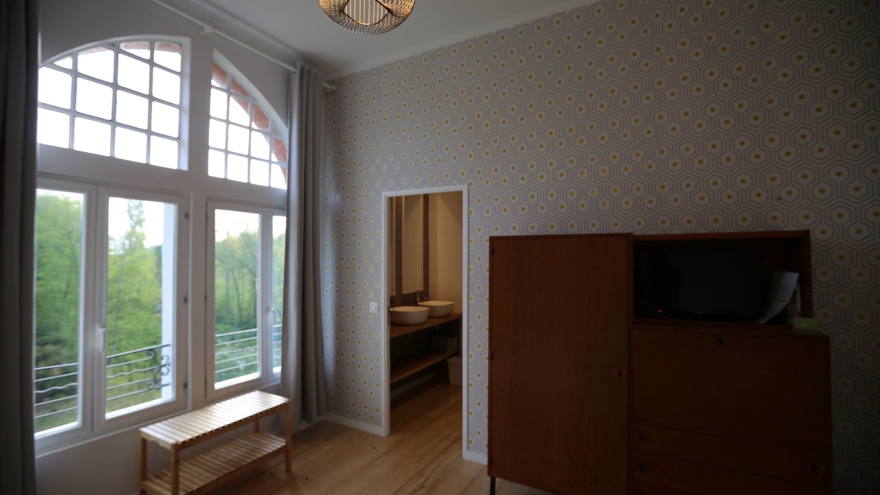 Photo of Bedroom in Pouillon