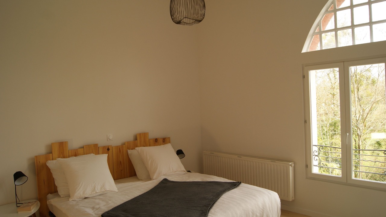 Photo of Bedroom in Pouillon