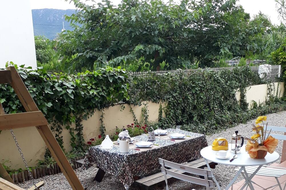 Photo of Patio Balcony in Llanca