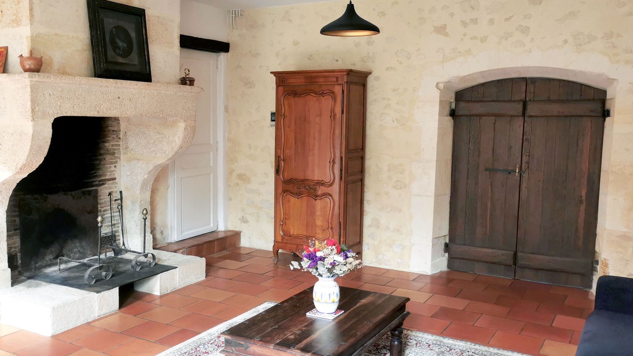 Photo of Bedroom in Villegouge