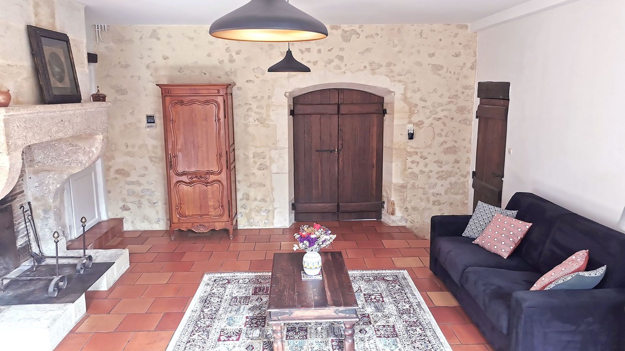 Photo of Bedroom in Villegouge