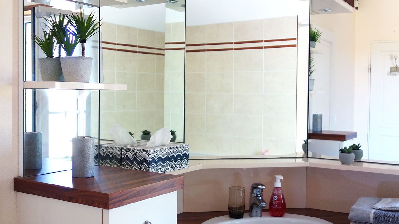 Photo of Bathroom in Villegouge