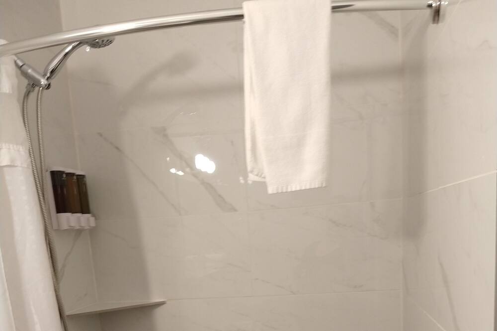 Photo of Bathroom in Ste Anne de Beaupre