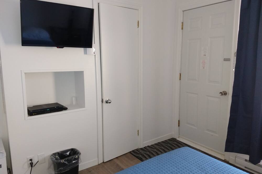 Photo of Bedroom in Ste Anne de Beaupre