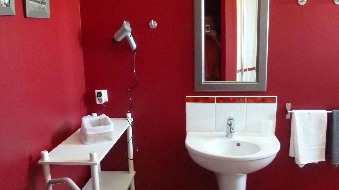 Photo of Bathroom in Saint-Laurent-de-la-Cabrerisse