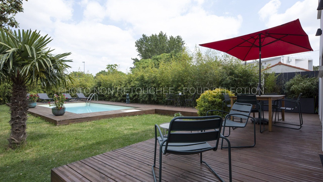 Photo of Outdoor in Bonnefoy-Roseraie-Gramont