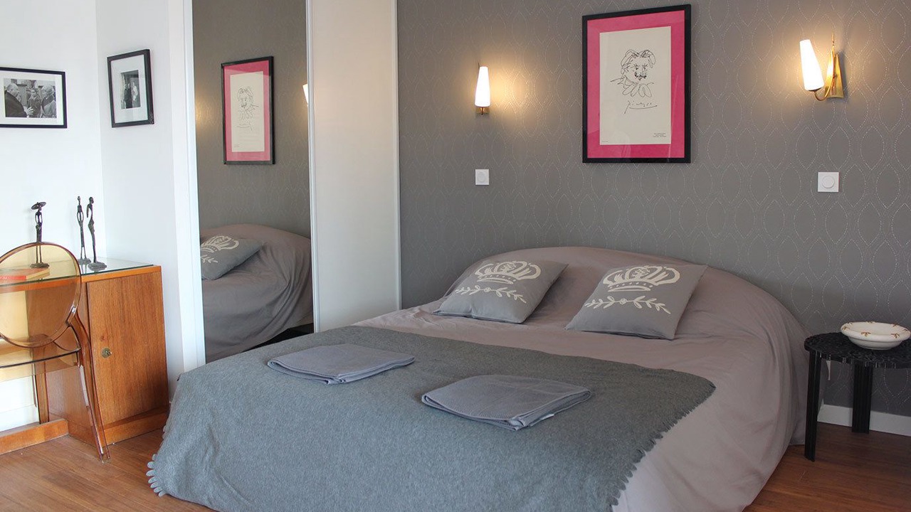 Photo of Bedroom in Bonnefoy-Roseraie-Gramont
