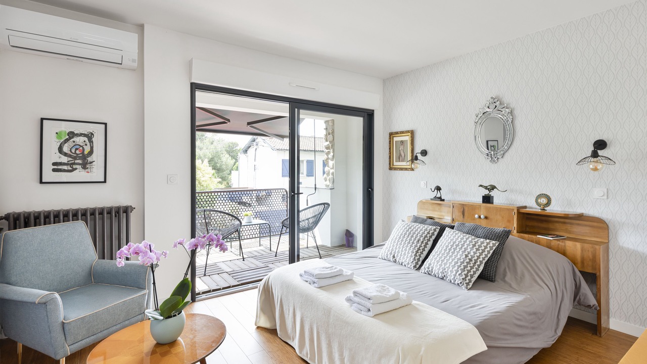 Photo of Bedroom in Bonnefoy-Roseraie-Gramont