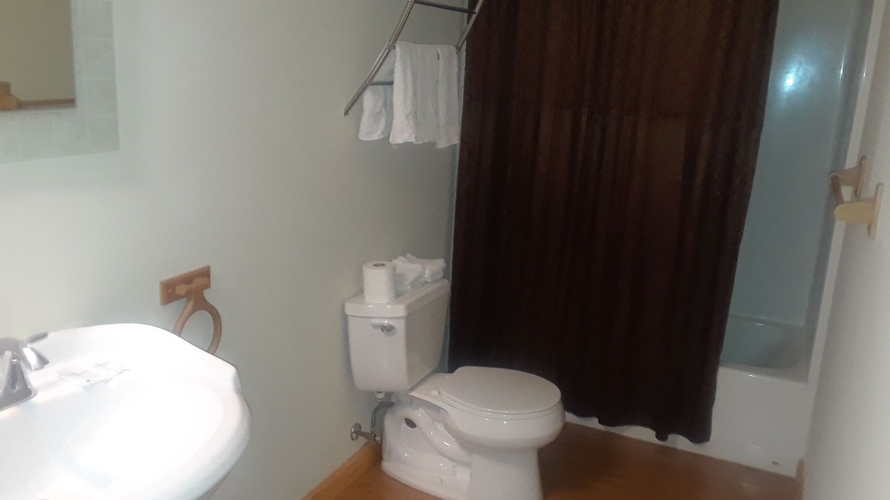 Photo of Bathroom in Concrete