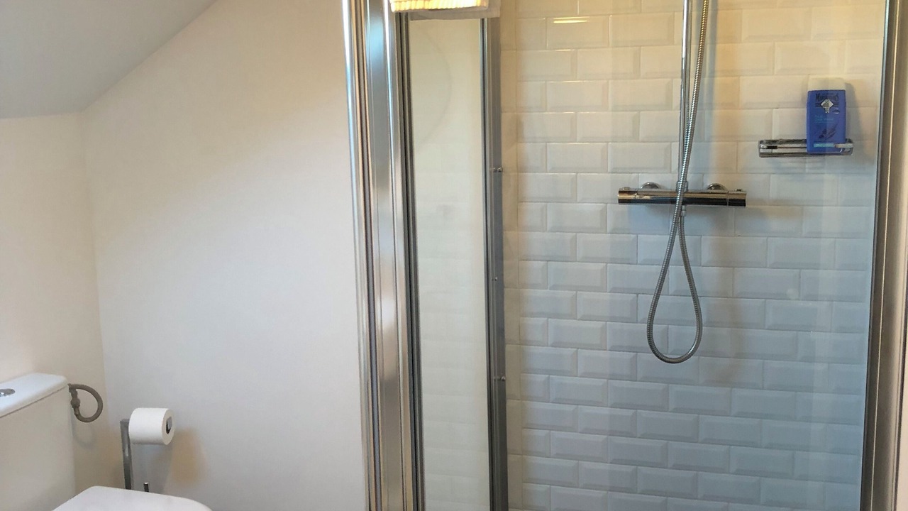 Photo of Bathroom in Loge-Fougereuse