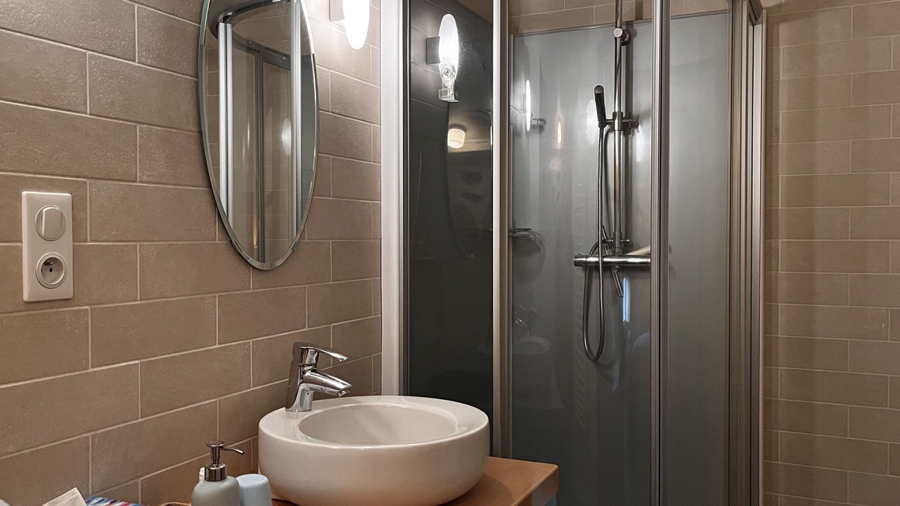 Photo of Bathroom in Saint-Berain