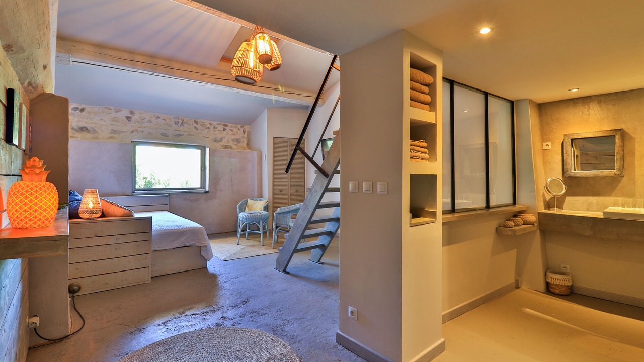 Photo of Bedroom in Saint-Laurent-d'Aigouze