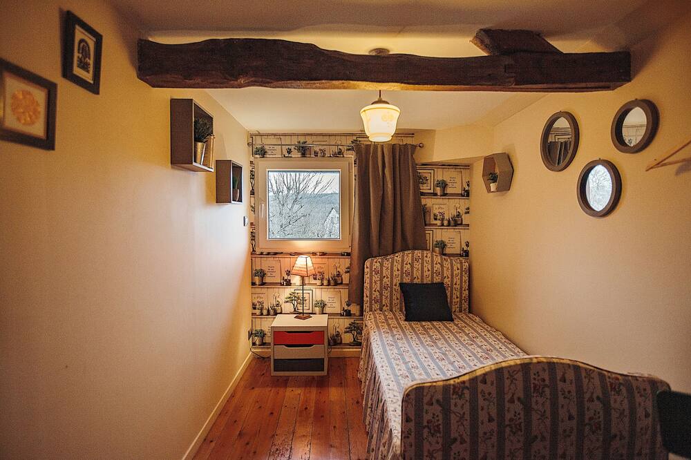 Photo of Bedroom in Vascoeuil