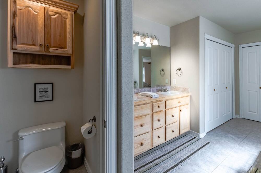 Photo of Bathroom in Alto