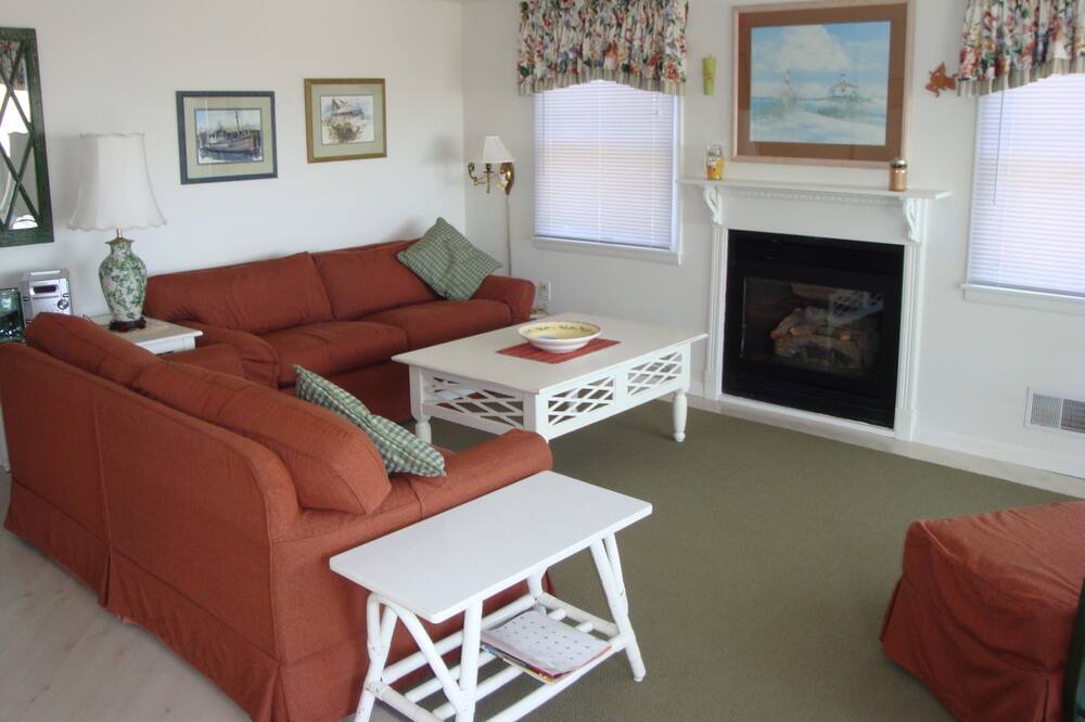 Photo of Bedroom in Harvey Cedars