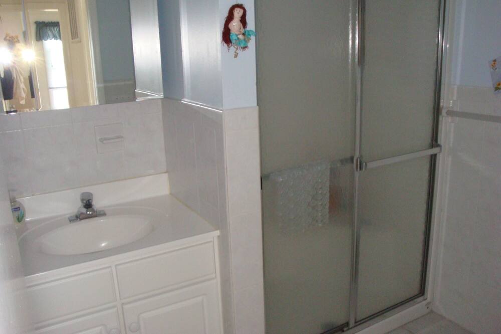 Photo of Bedroom in Harvey Cedars