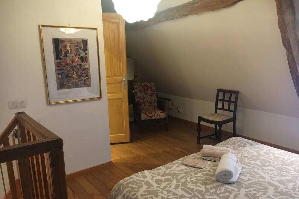 Photo of Bedroom in Payrac