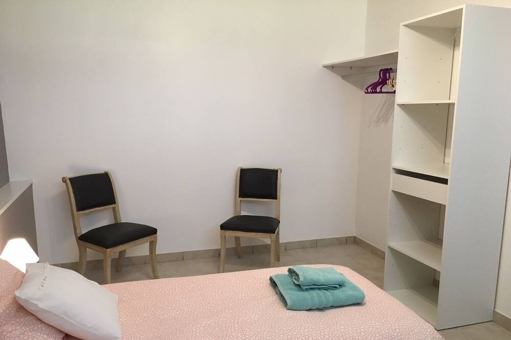 Photo of Bedroom in Ribes