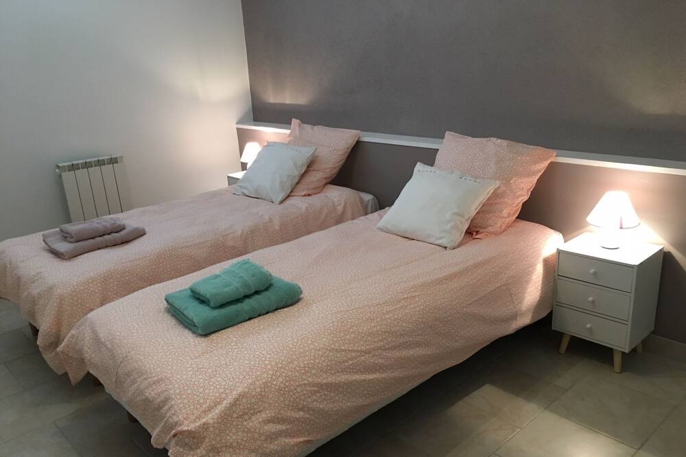 Photo of Bedroom in Ribes