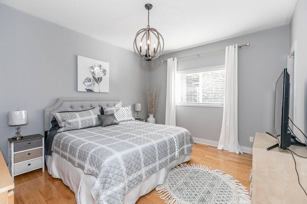 Photo of Bedroom in Barrie