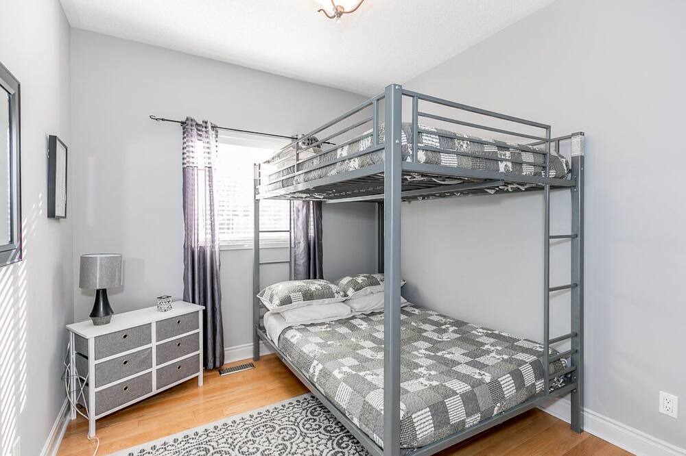 Photo of Bedroom in Barrie