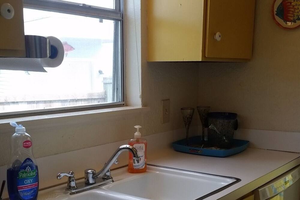 Photo of Kitchen in Sailhouse