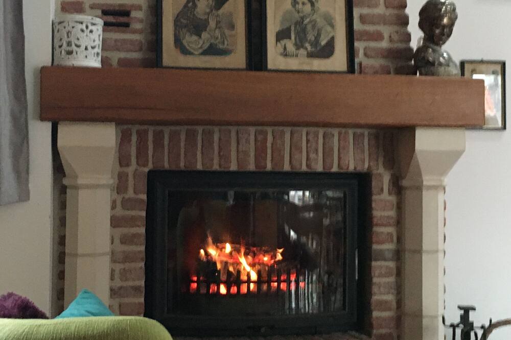 Photo of Others in Coulomby