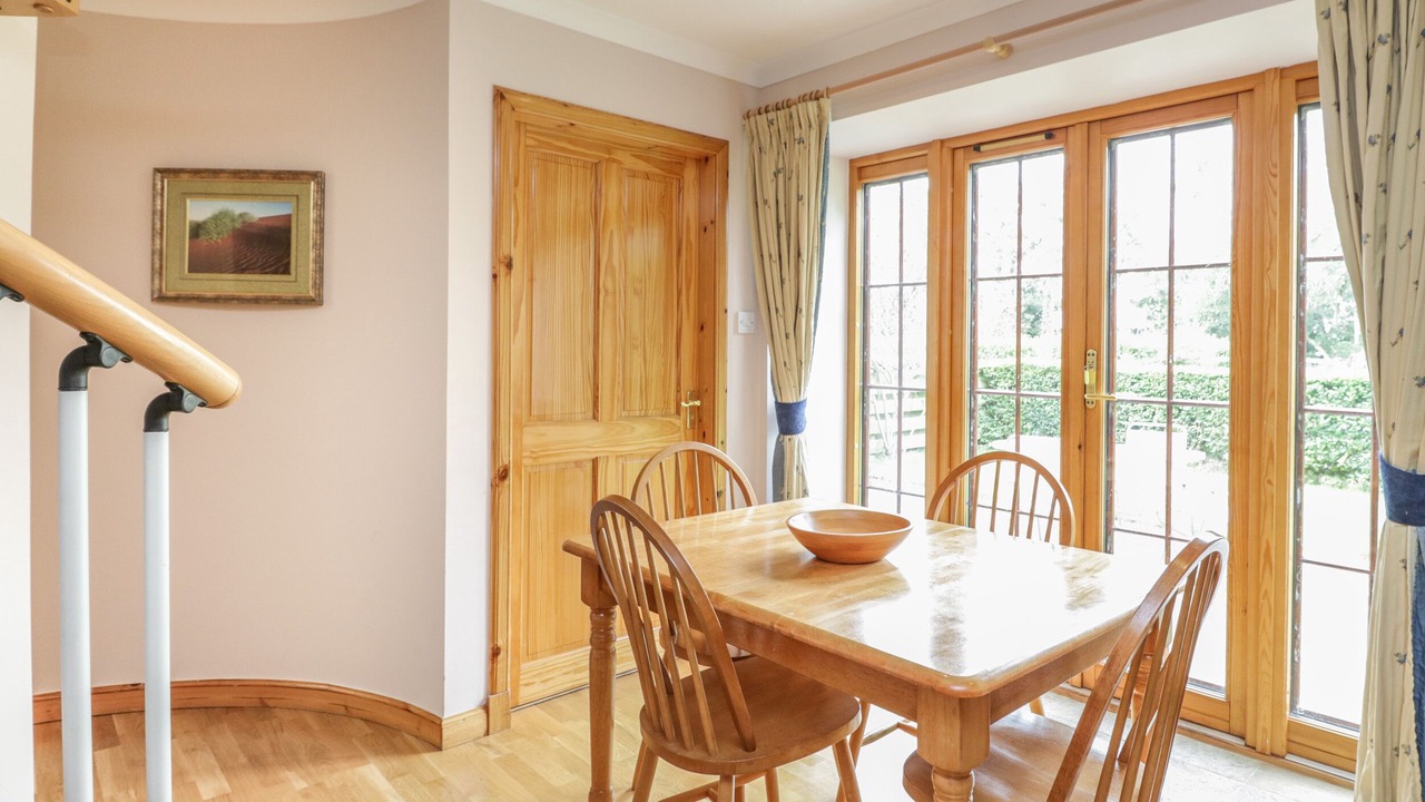 Photo of Livingroom in Kirriemuir