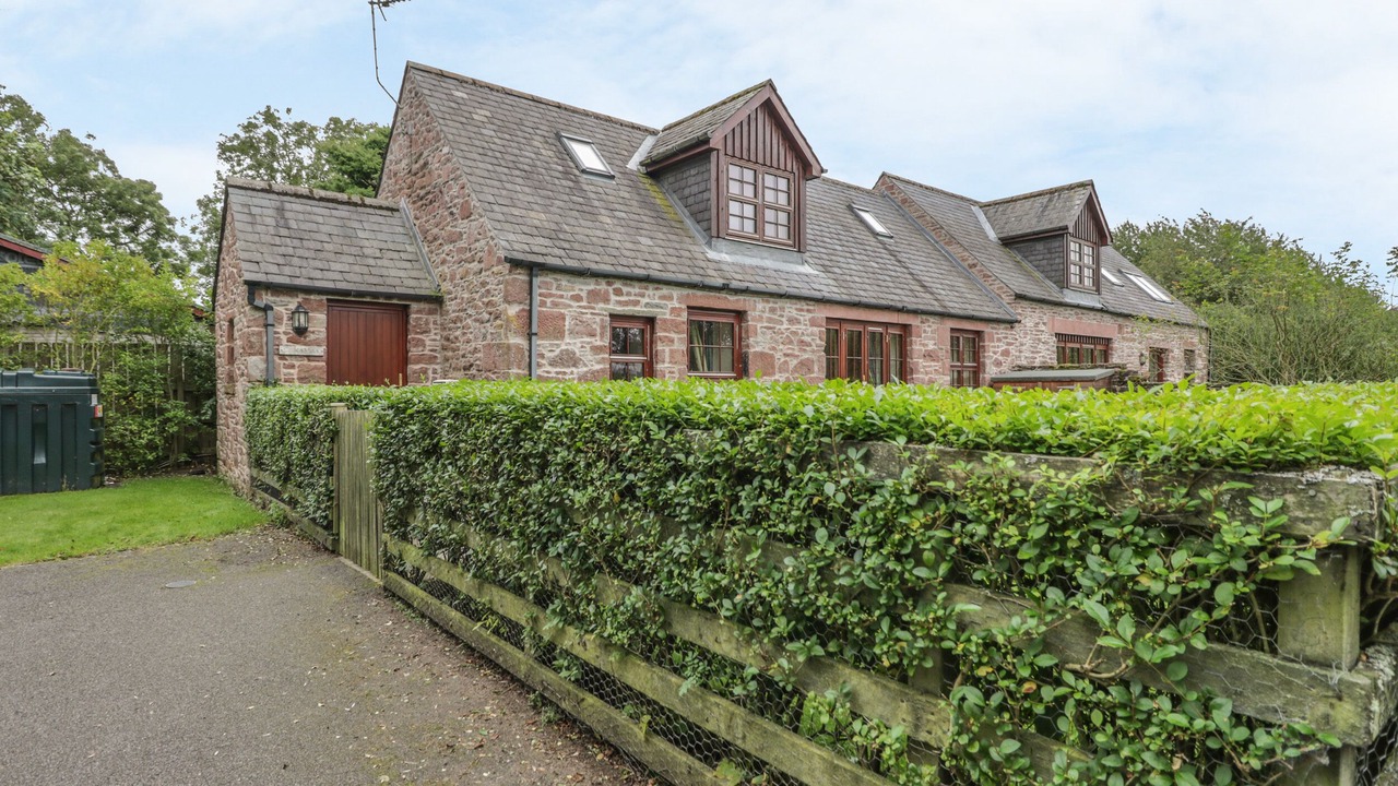 Photo of Others in Kirriemuir