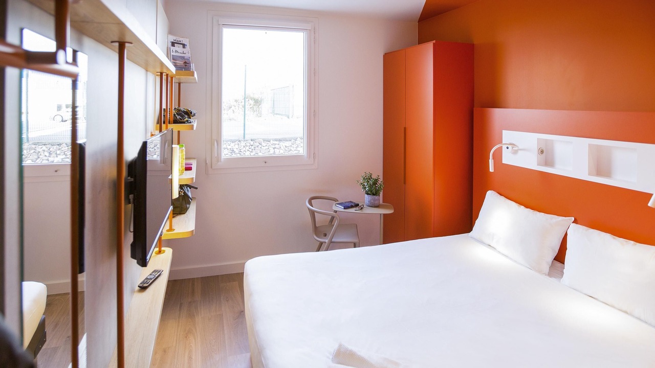 Photo of Bedroom in Dieppe