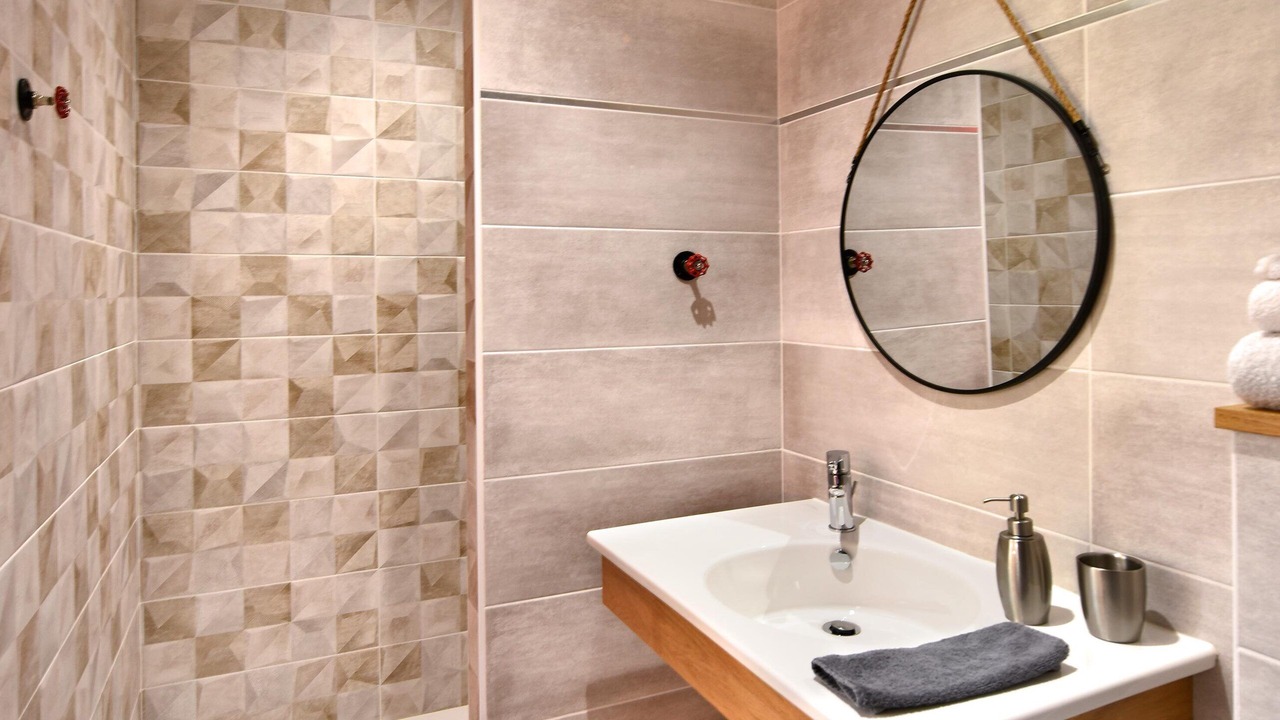 Photo of Bathroom in Archiac