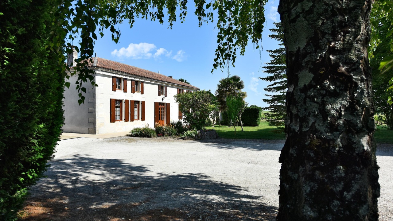 Photo of Others in Archiac