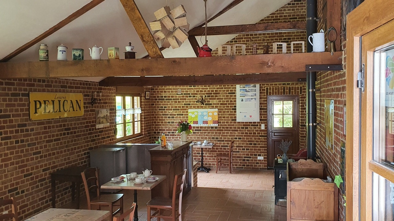 Photo of Others in Saint-Hilaire-sur-Helpe