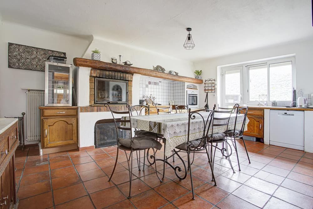 Photo of Kitchen in Rigarda
