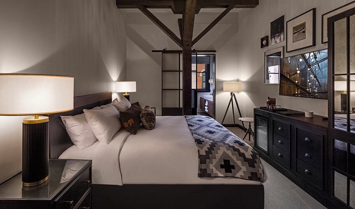 Photo of Bedroom in Crossroads Arts District