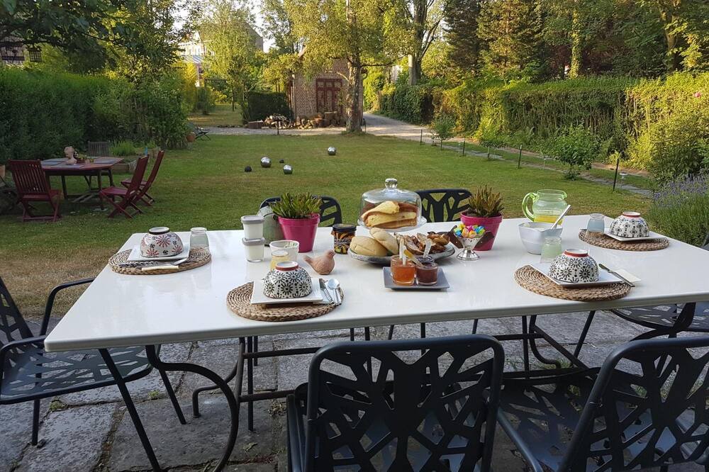 Photo of Others in Sart-Babylone