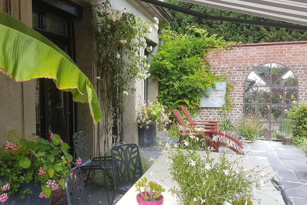 Photo of Outdoor in Sart-Babylone