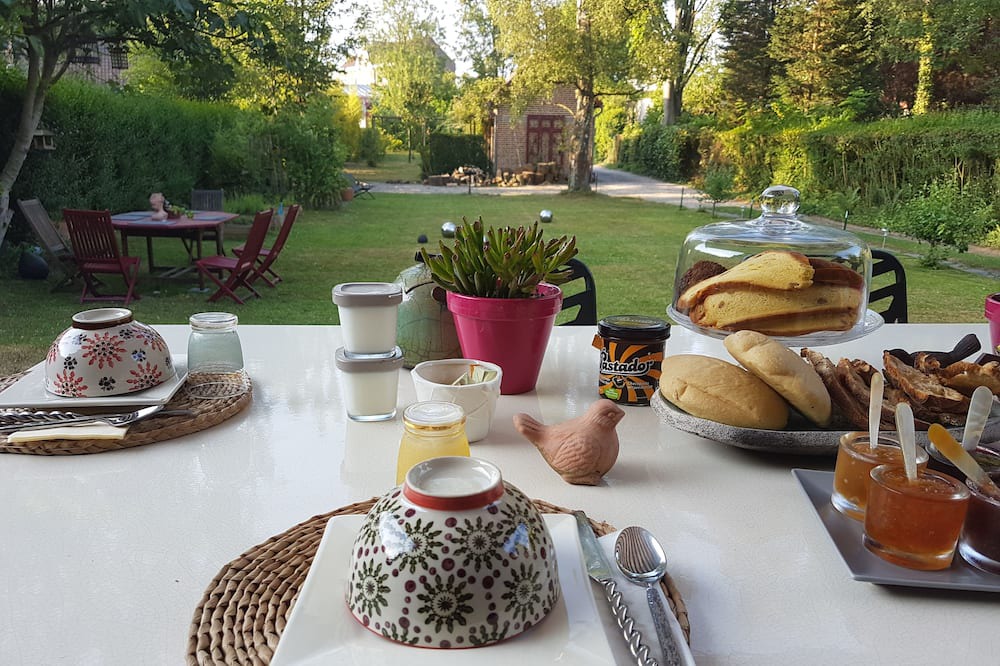 Photo of Outdoor in Sart-Babylone