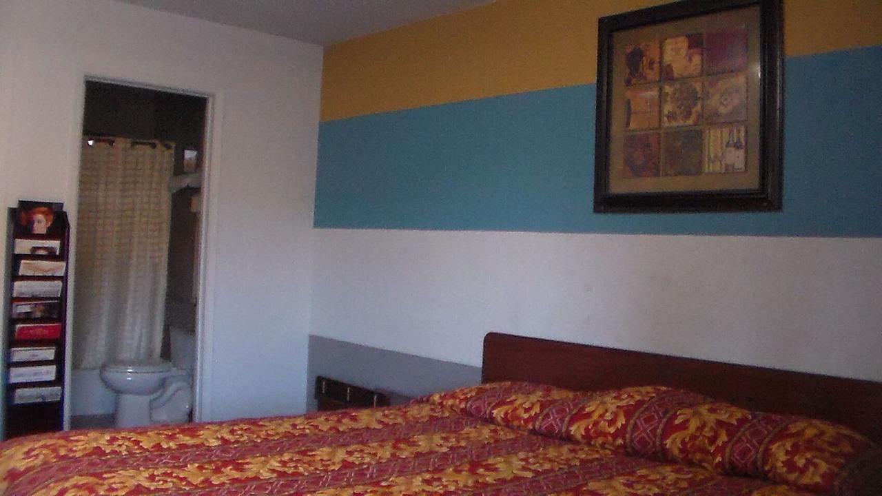 Photo of Bedroom in Redwood Heights