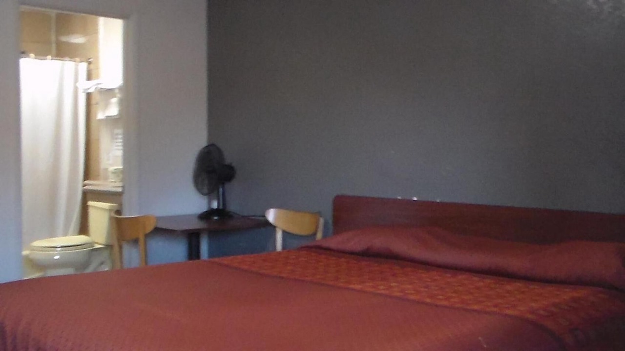 Photo of Bedroom in Redwood Heights
