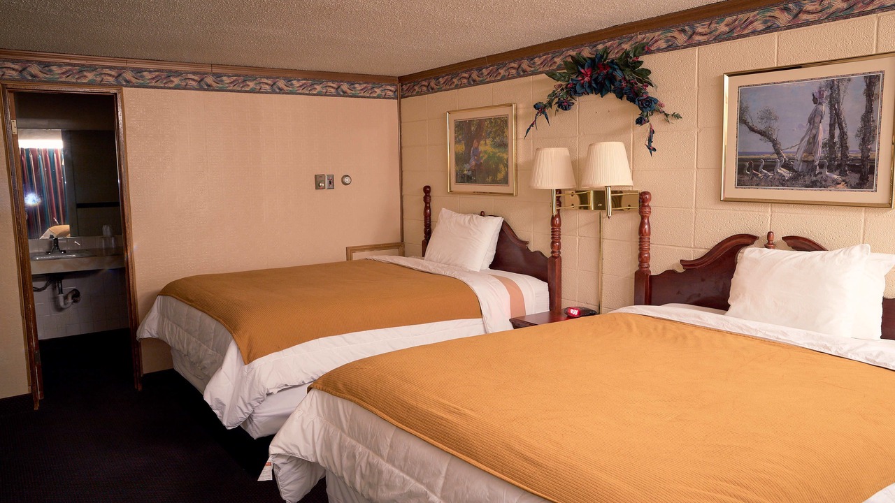 Photo of Bedroom in Liberal