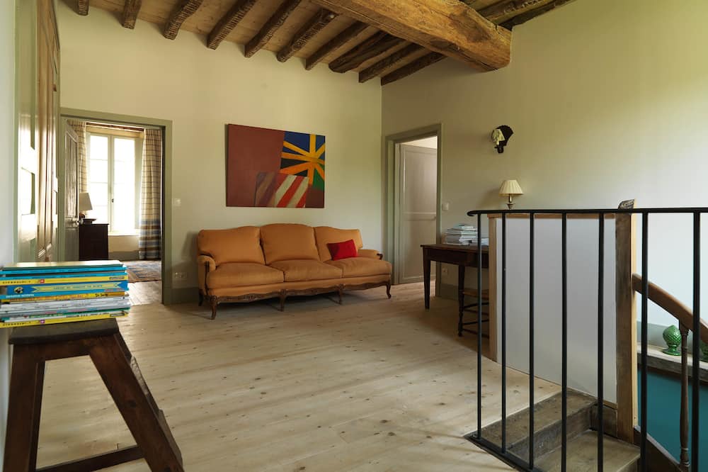 Photo of Others in Saint-Fargeau