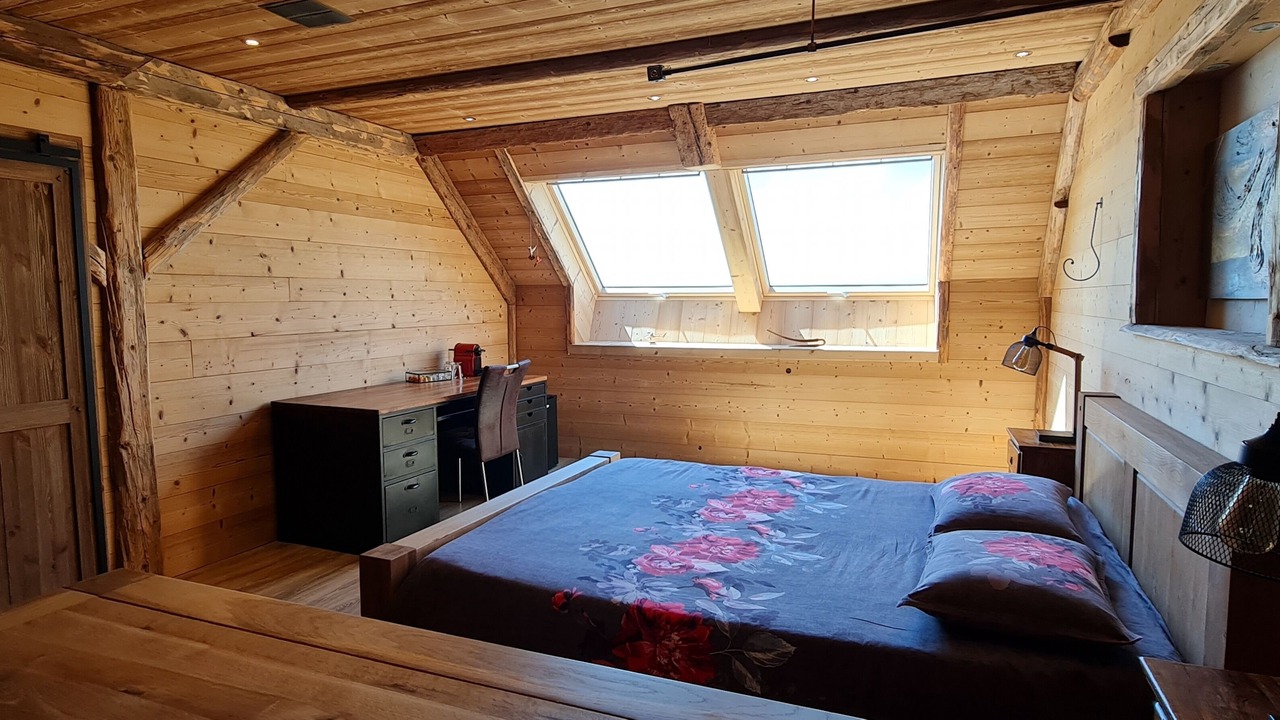 Photo of Bedroom in Larnod