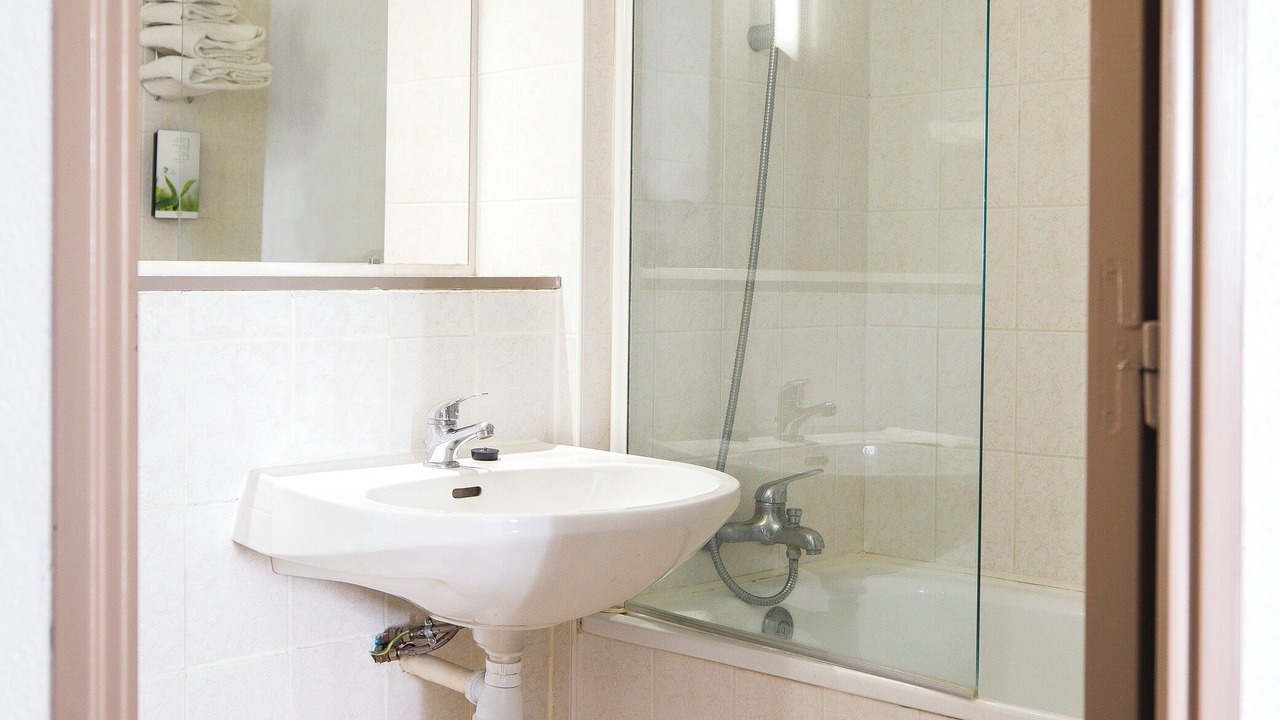 Photo of Bathroom in Saint-Marcel