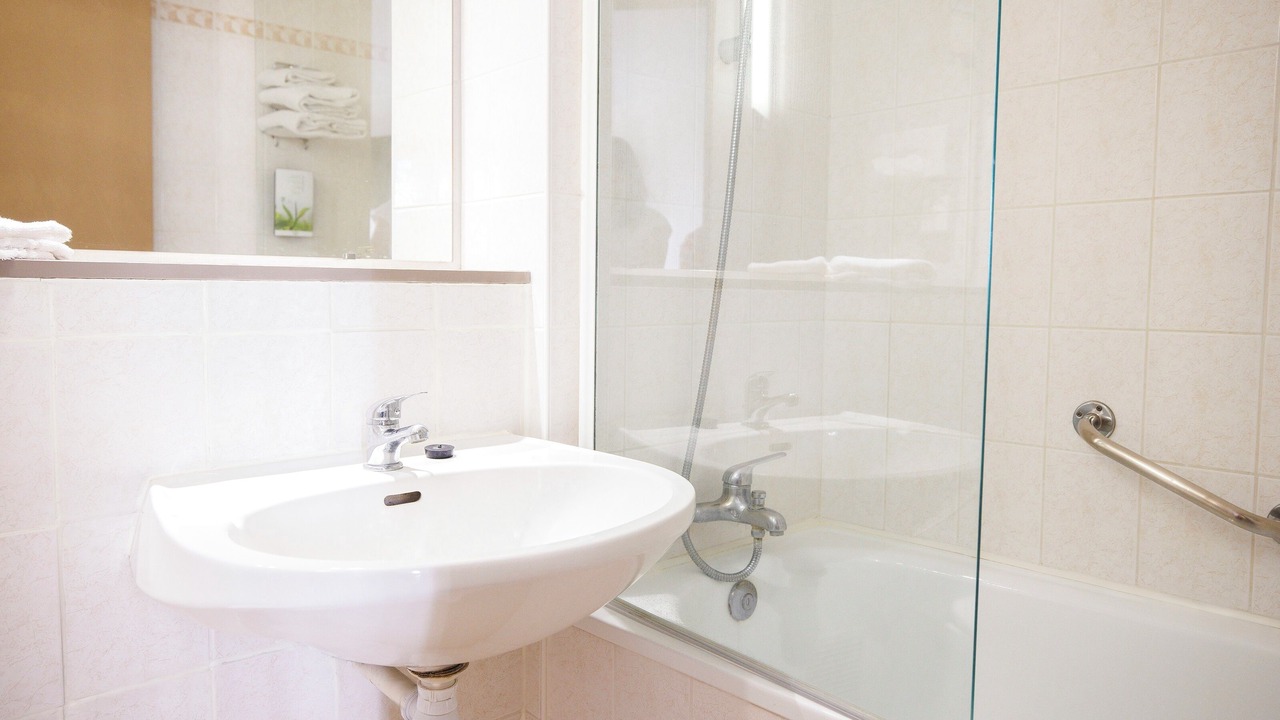 Photo of Bathroom in Saint-Marcel