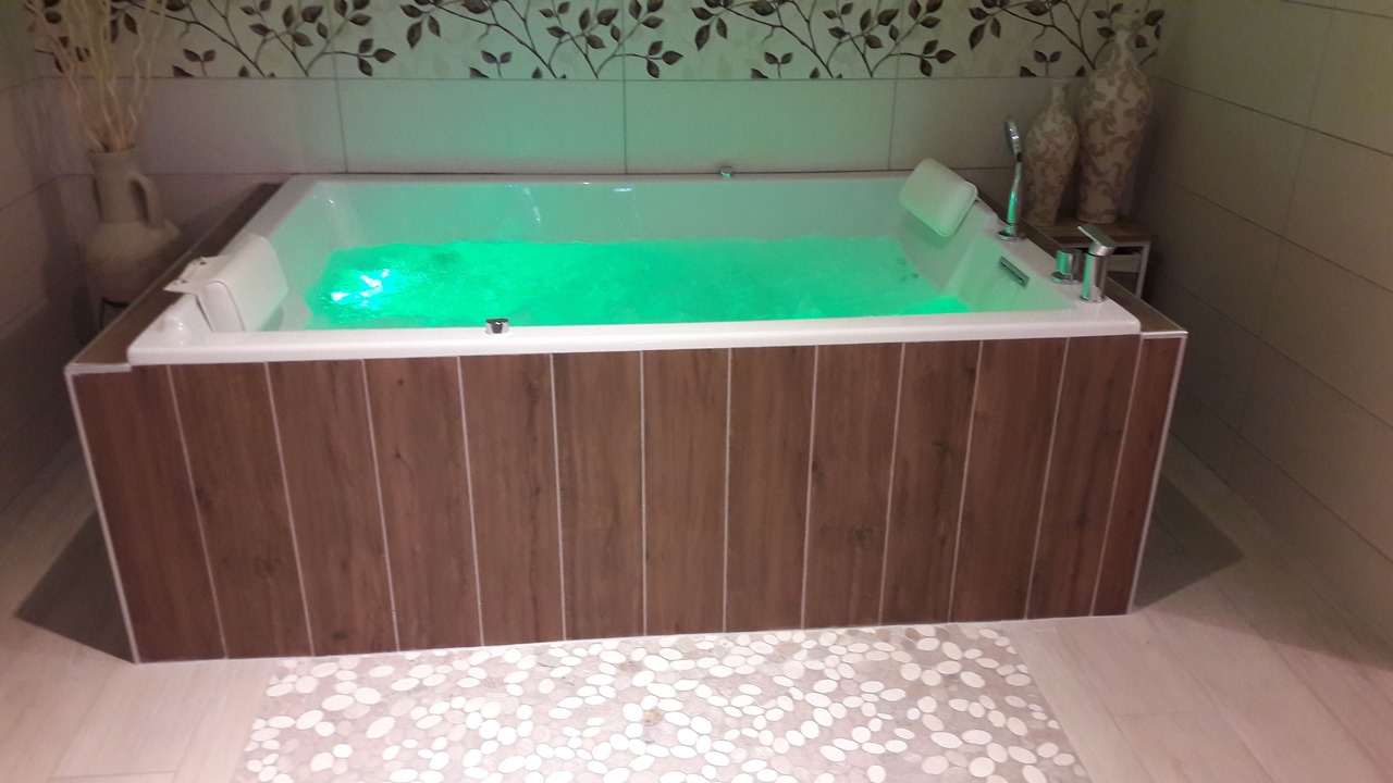 Photo of Others in Adast