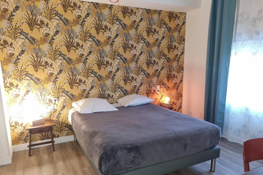 Photo of Bedroom in Sainte-Foy-la-Grande