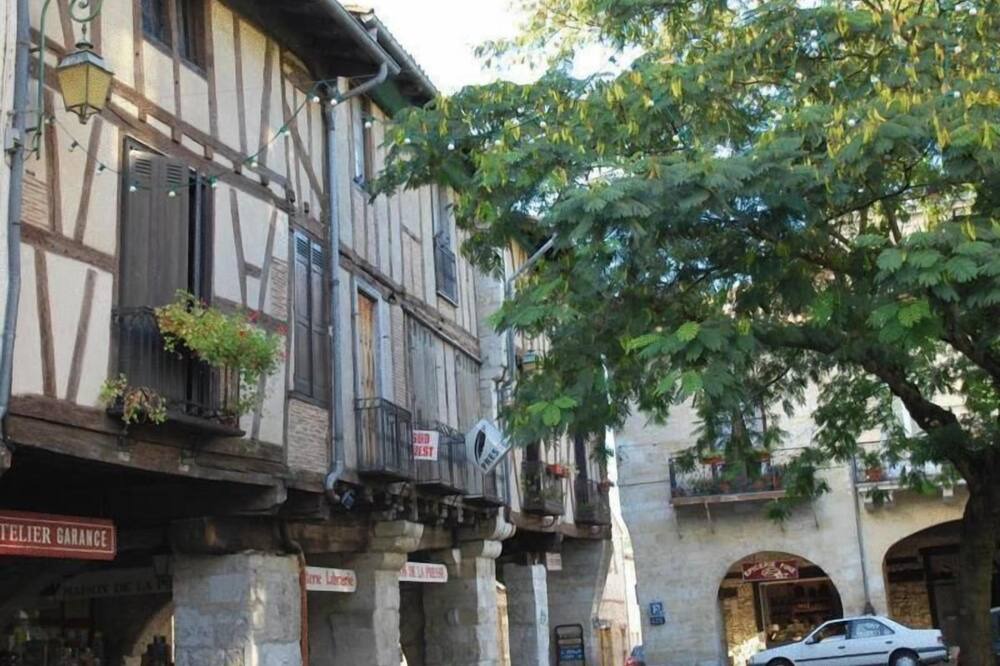 Photo of Outdoor in Sainte-Foy-la-Grande