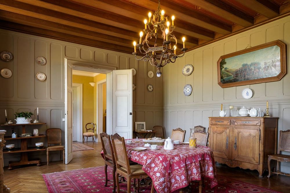 Photo of Others in Saint-Clement-de-la-Place